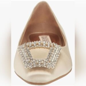 New Badgley Mischka Ivory Embellished Flats